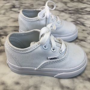 Vans classic sneaker toddler